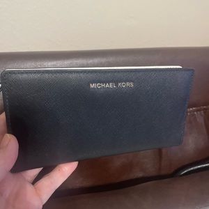 MK black slim wallet with small card holder